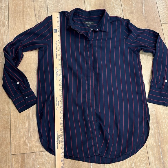 Banana Republic "Parker Tunic Fit" Striped Long Sleeve Shirt - Picture 6 of 6